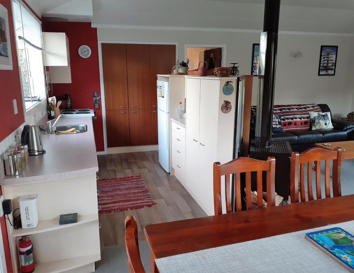 47 Conical Hill Road Villa แฮนเมอร์สปริงส์ ภายนอก รูปภาพ